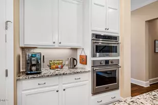 245 Boone St, Chapel Hill, NC 27516 - Photo 14