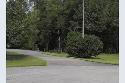 2020 Autumn Drive, Kinston, NC 28501 - Photo 4