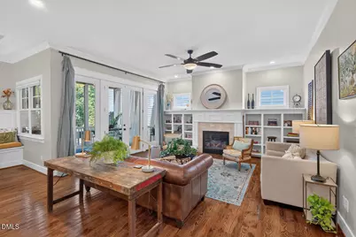 305 E Winmore Avenue, Chapel Hill, NC 27516 - Photo 4