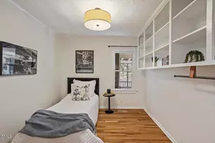 123 Windsor Cir, Chapel Hill, NC 27516 - Photo 28
