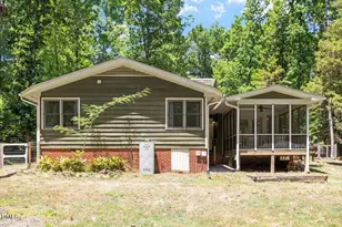123 Windsor Cir, Chapel Hill, NC 27516 - Photo 24