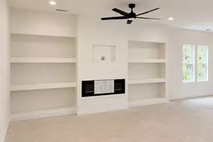 107 Acoma Dr, Louisburg, NC 27549 - Photo 2