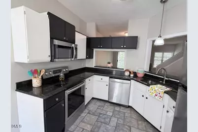 6011 Winterpointe Lane, Raleigh, NC 27606 - Photo 2