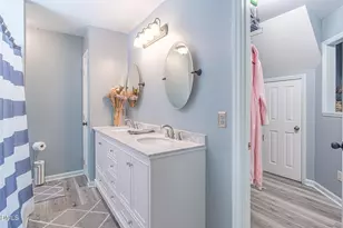490 Huntsburg Dr, Louisburg, NC 27549 - Photo 16