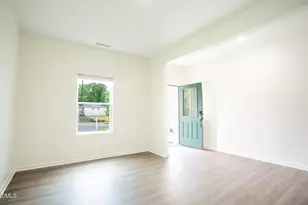 1113 Umstead Grv Wy, Durham, NC 27712 - Photo 2