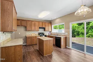 524 Hidden Springs Dr, Durham, NC 27703 - Photo 10