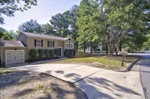 109 Summershade Ct, Knightdale, NC 27545 - Photo 2