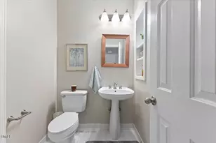 105 Morninghills Ct, Cary, NC 27518 - Photo 22