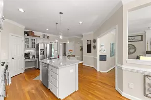105 Morninghills Ct, Cary, NC 27518 - Photo 16