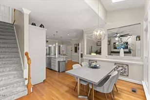 105 Morninghills Ct, Cary, NC 27518 - Photo 18