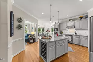 105 Morninghills Ct, Cary, NC 27518 - Photo 12