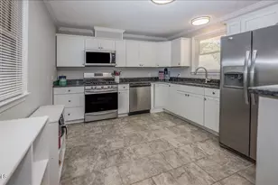 416 E Griswold St, Selma, NC 27576 - Photo 8