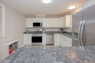 416 E Griswold St, Selma, NC 27576 - Photo 6
