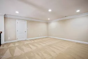 10916 Clovermill Cir, Raleigh, NC 27617 - Photo 28