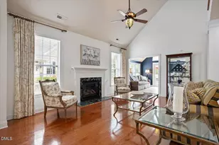 10916 Clovermill Cir, Raleigh, NC 27617 - Photo 8