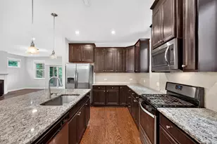 2139 Gregor Overlook Ln, Apex, NC 27502 - Photo 10