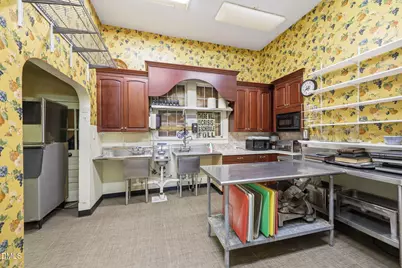 201 E Hill Street, Benson, NC 27504 - Photo 40