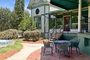 201 E Hill St, Benson, NC 27504 - Photo 4