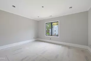 413 Pinecroft Dr, Raleigh, NC 27609 - Photo 36