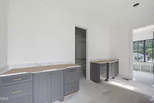 413 Pinecroft Dr, Raleigh, NC 27609 - Photo 20