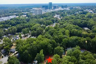 4105 Redington Dr, Raleigh, NC 27609 - Photo 4