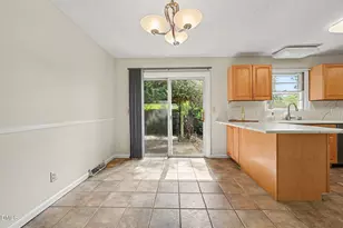 1308 Azalea Dr, Raleigh, NC 27607 - Photo 10