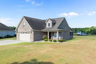 102 John Deere Dr, Goldsboro, NC 27530 - Photo 2