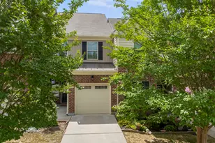 707 Davenbury Way, Cary, NC 27513 - Photo 2