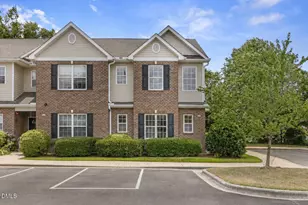 352 E Willhaven Dr, Fuquay-Varina, NC 27526 - Photo 1