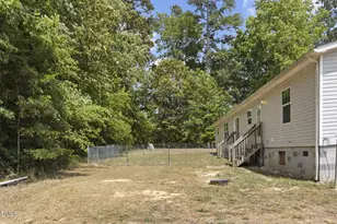 190 Upchurch Rd, Zebulon, NC 27597 - Photo 36