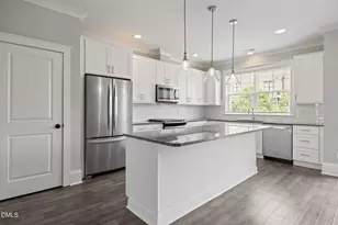 210 Asher Springs Cir, Fuquay-Varina, NC 27526 - Photo 4