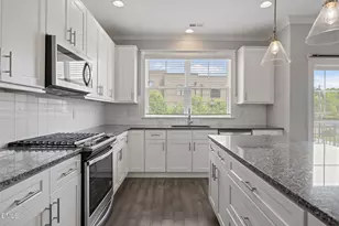 210 Asher Springs Cir, Fuquay-Varina, NC 27526 - Photo 18