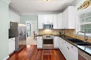 100 Marsden Ct, Cary, NC 27518 - Photo 20