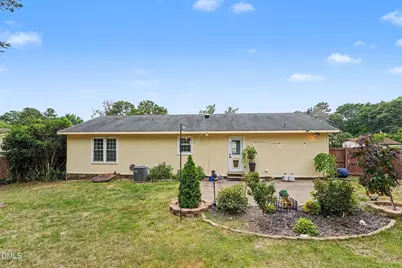 3324 Hunting Bay Drive, Spring Lake, NC 28390 - Photo 16