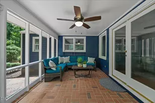 6516 Bakersfield Dr, Raleigh, NC 27606 - Photo 10
