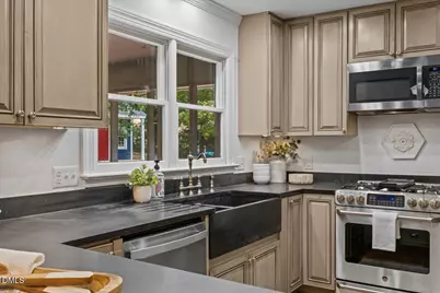 6516 Bakersfield Drive, Raleigh, NC 27606 - Photo 22