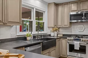 6516 Bakersfield Dr, Raleigh, NC 27606 - Photo 22