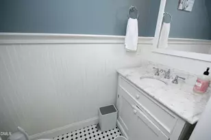 118 Naperville Dr, Cary, NC 27519 - Photo 12