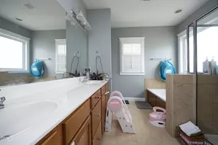 118 Naperville Dr, Cary, NC 27519 - Photo 14