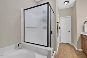 1060 Kingston Grove Dr, Cary, NC 27519 - Photo 36