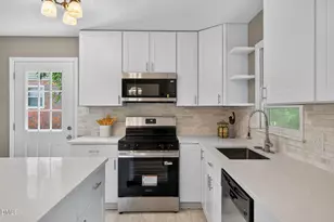 1513 N King Charles Rd, Raleigh, NC 27610 - Photo 10