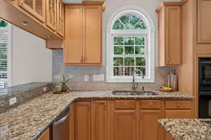 102 Hemingford Grey Ct, Cary, NC 27518 - Photo 14