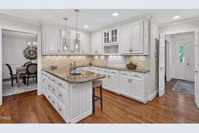 6017 Dodsworth Drive, Raleigh, NC 27612 - Photo 14