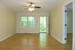840 Nathaniel Est Ln, Chapel Hill, NC 27516 - Photo 4
