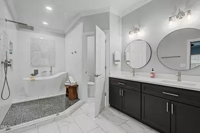 5517 N Hawthorne Way, Raleigh, NC 27613 - Photo 20