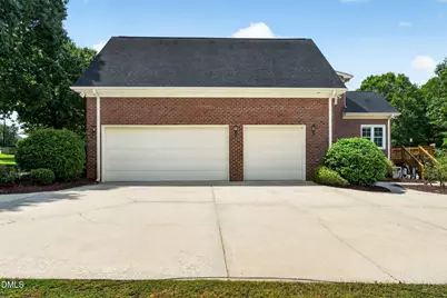 145 Huntington Drive, Dunn, NC 28334 - Photo 4
