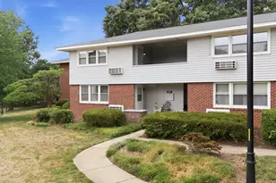 635 Daniels St, Raleigh, NC 27605 - Photo 2