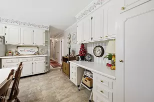 402 Harrill St, Spring Lake, NC 28390 - Photo 10