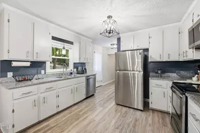 917 Cromarty Avenue, Sanford, NC 27330 - Photo 10