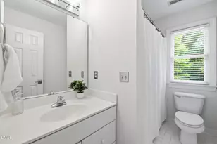 1615 Meadow Ln, Chapel Hill, NC 27516 - Photo 18